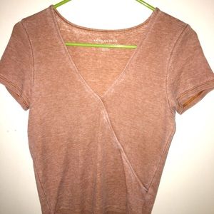 AEO burnt orange t-shirt